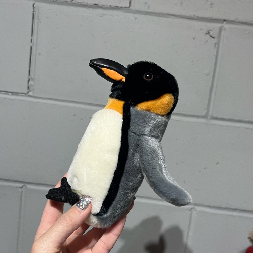 PENGUIN PLUSH - Picture 2 of 4